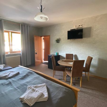 Quiddelbach Rooms4Ring Privatzimmer Am Nurburgring المظهر الخارجي الصورة