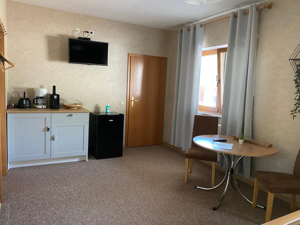 Quiddelbach Rooms4Ring Privatzimmer Am Nurburgring المظهر الخارجي الصورة